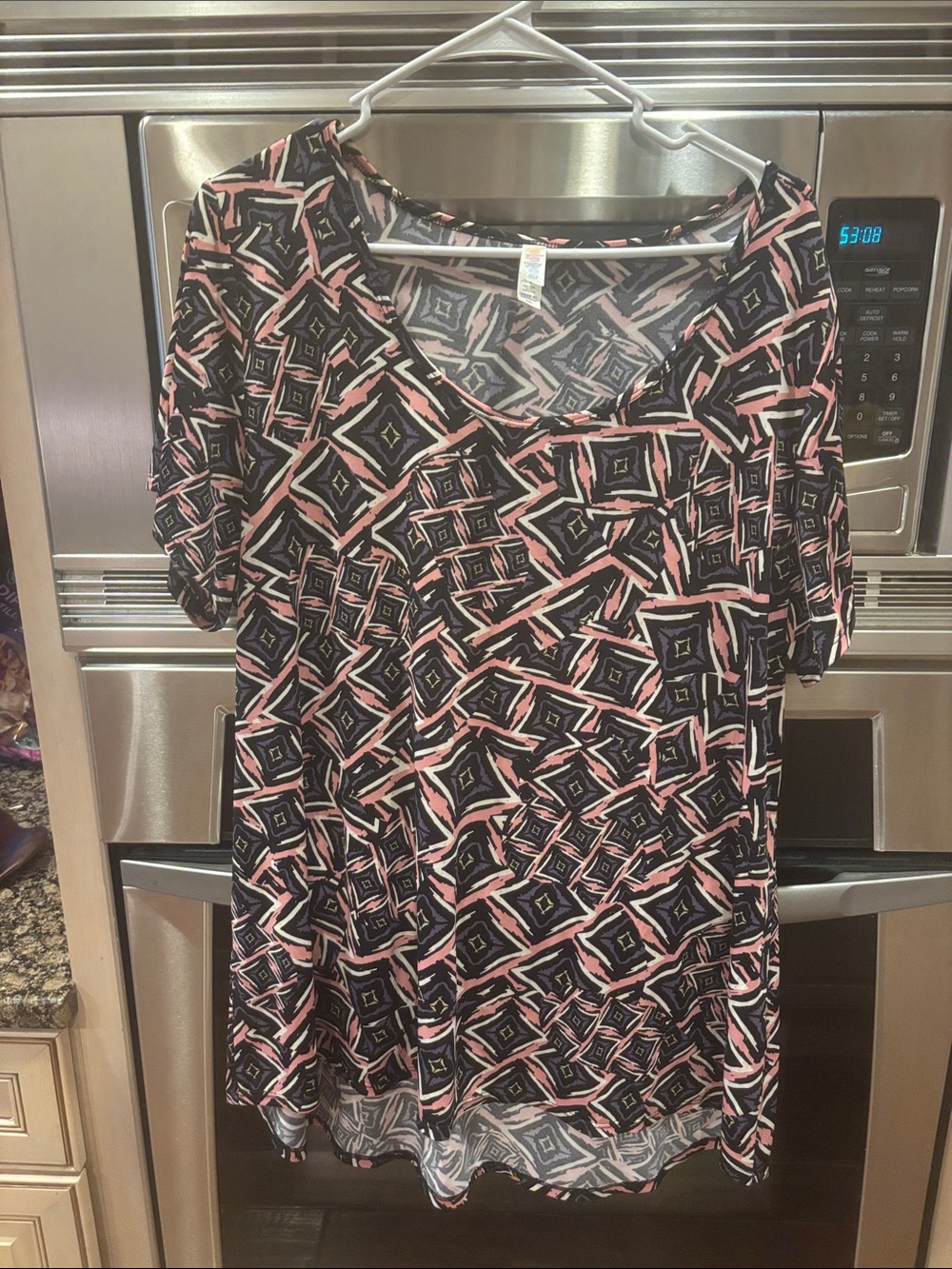 LuLaRoe Black & Pink Geometric Short Sleeve Tunic